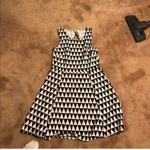 Triangle pattern dress